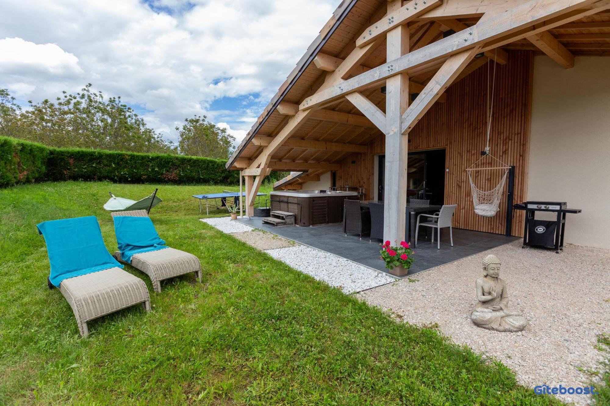 Le Val Des Sens Hotel Chatte Exterior photo